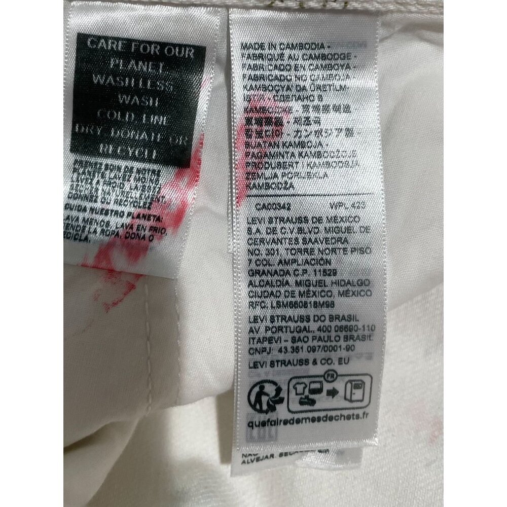 Levi’s 27/30 Middy Straight White Printed Denim Cotton Jeans NWT - Picture 14 of 14